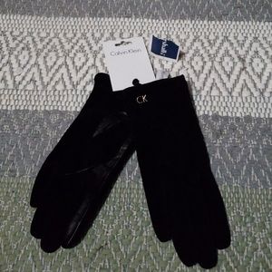 Calvin Klein Suede and Leather Gloves